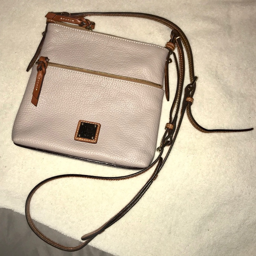Dooney & Bourke purse